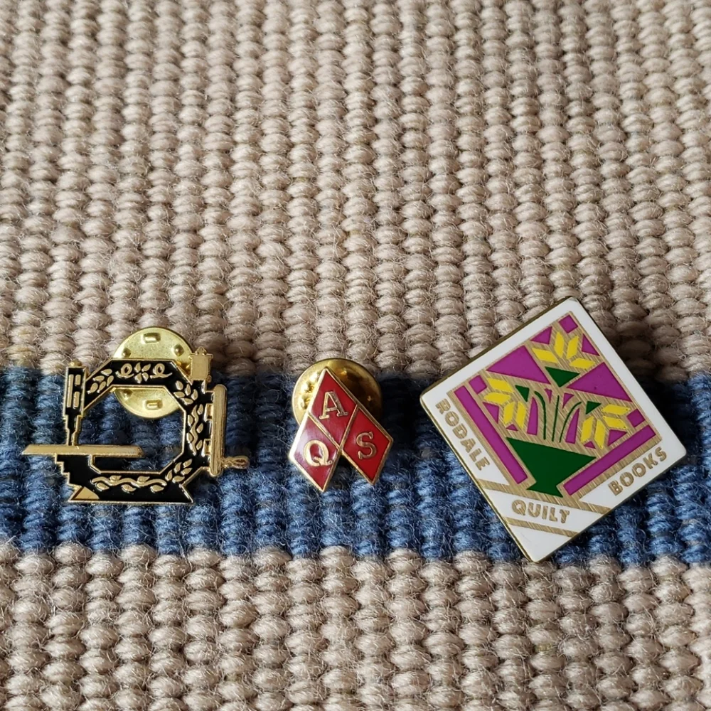 Vintage Quilting Sewing Pins Lot